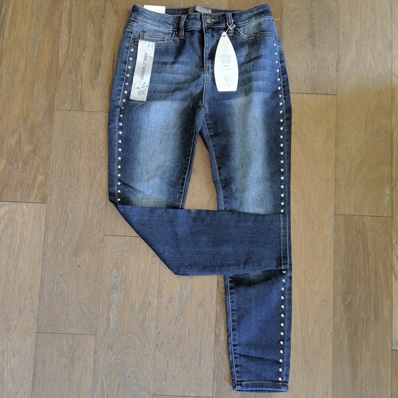 Cali 1850 Denim - CALI 1850 ANKLE SKINNY SIDE STUDDED JEANS